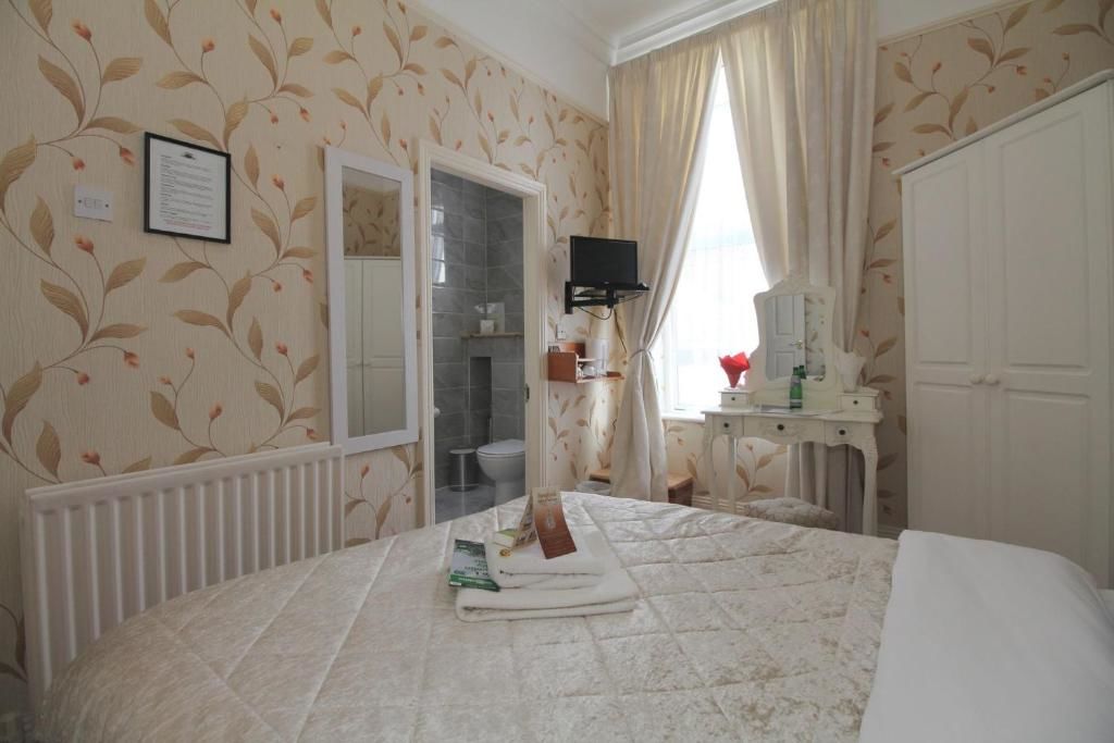 Гостевой дом Donnybrook Hall Дублин-42