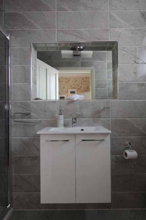 Гостевой дом Donnybrook Hall Дублин-46